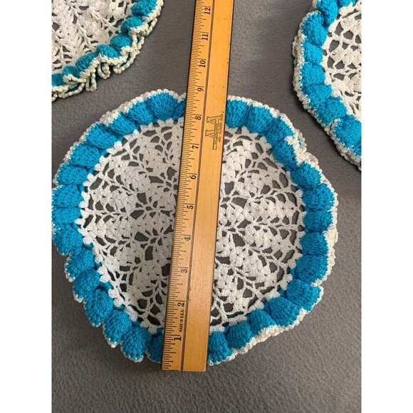 Vintage Handmade Crochet Doilies Set of 4 Blue & White Round Decorative Table Ma - Picture 6 of 13